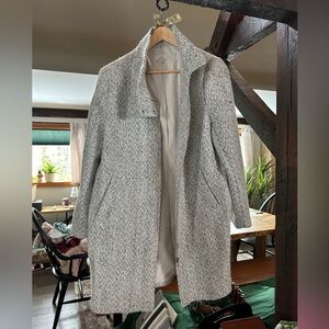 LOFT Women's Black and White Herringbone Trench Coat